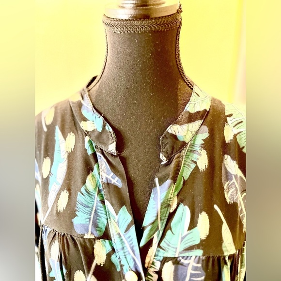 Italian linen black gold glitter leaf pattern tiered dress w/motherpearl buttons - Picture 11 of 13